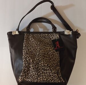 New ADRIENNE LANDAU LEOPARD LEATHER SHOULDER/TOTE BAG 12” x 16” x 5”